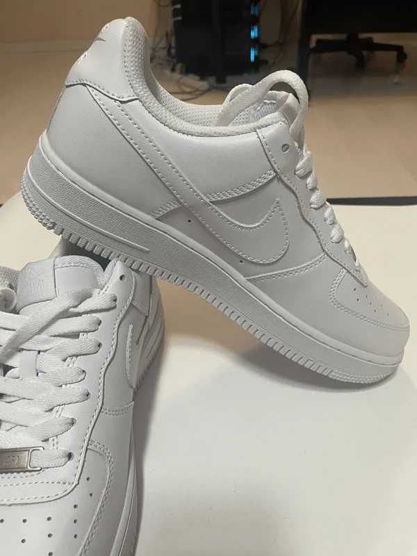 NikeAirForceLow 07,nowe, w pudełku, na sprzedaż po cenie używanej.r.40