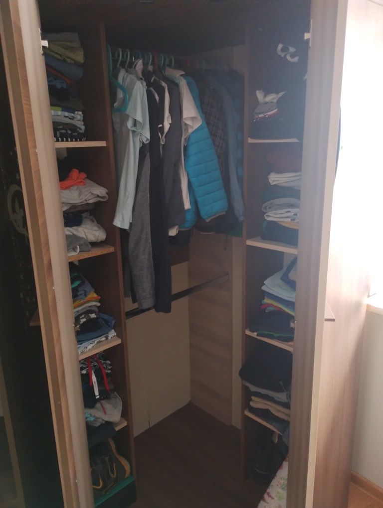 Pilnie sprzedam zestaw mebli dzieciecych