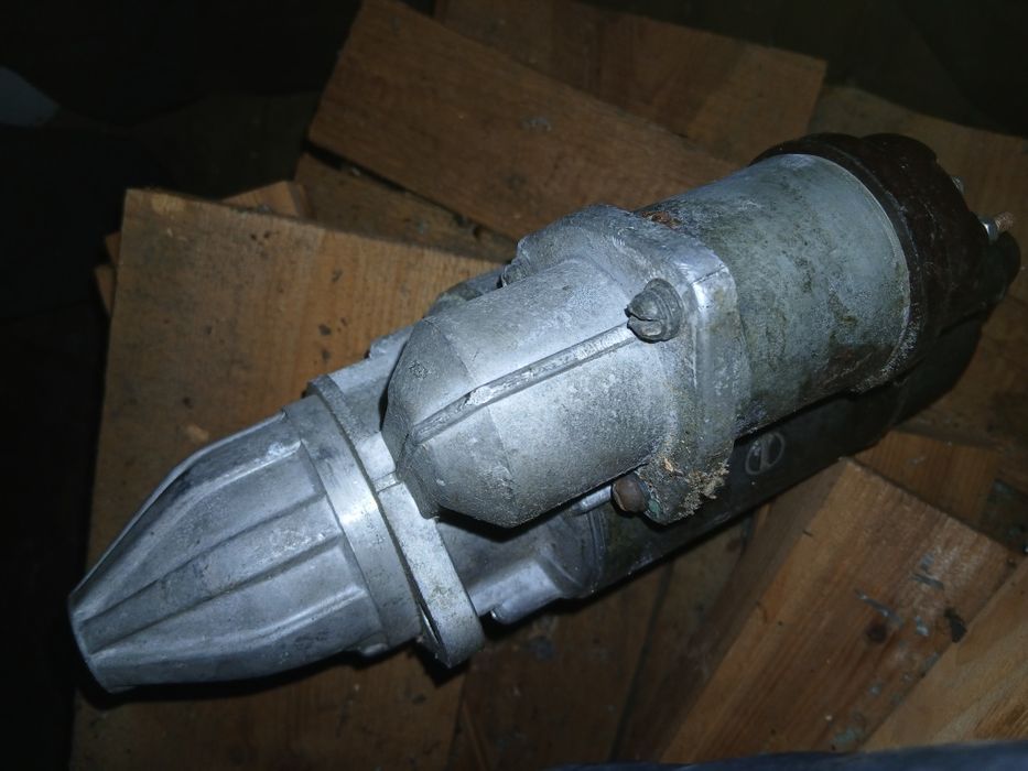 Продам стартер бу  в хорошем состоянии