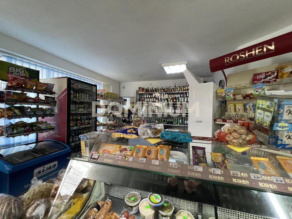 Продається комерційна будівля у м. Хуст