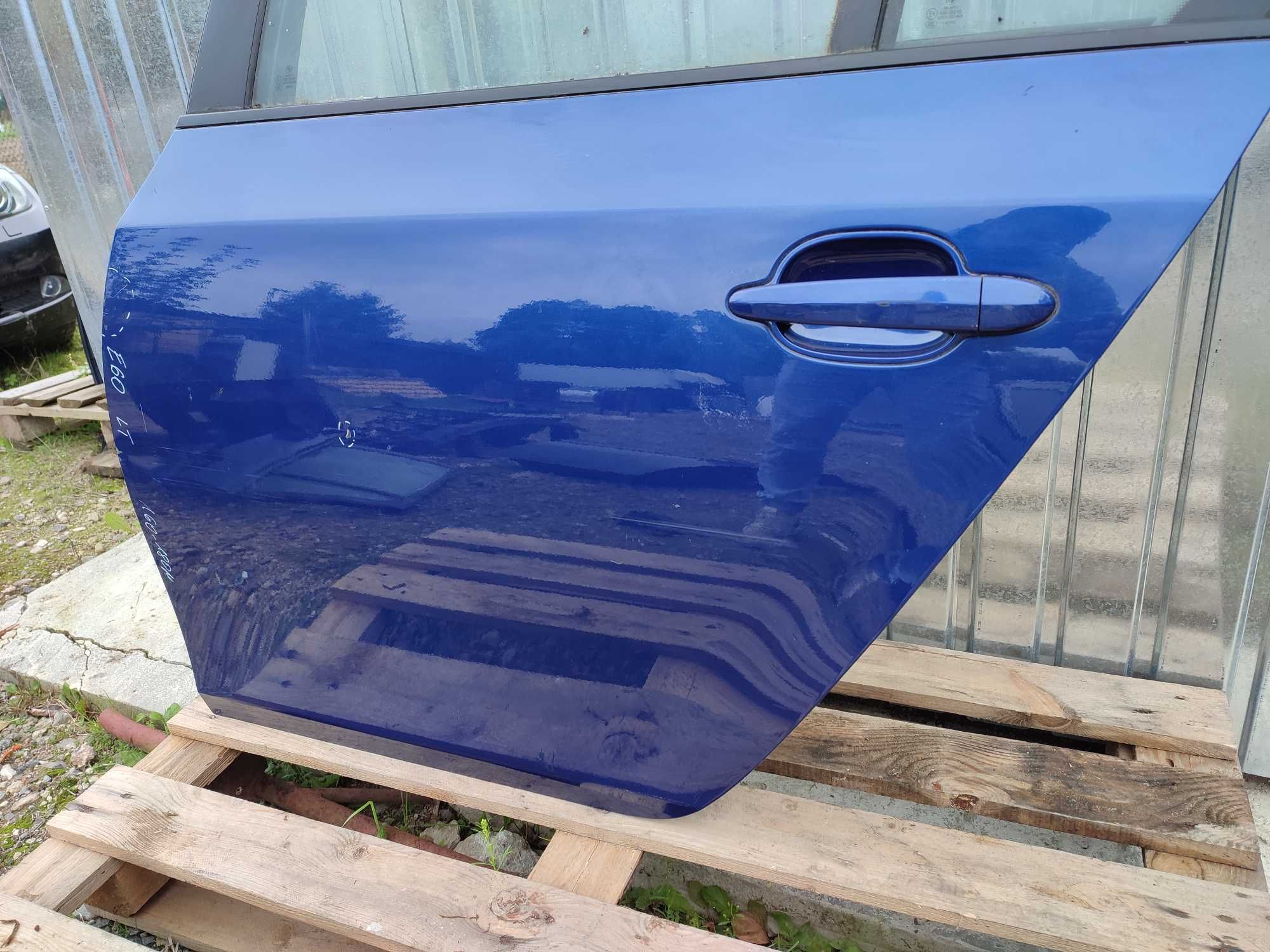 BMW E60 drzwi lewy tył Le Mans Blau 381