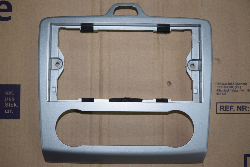 Ramka radia Ford Focus mk2 SREBRNA