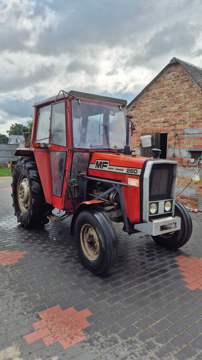 Massey Ferguson 260