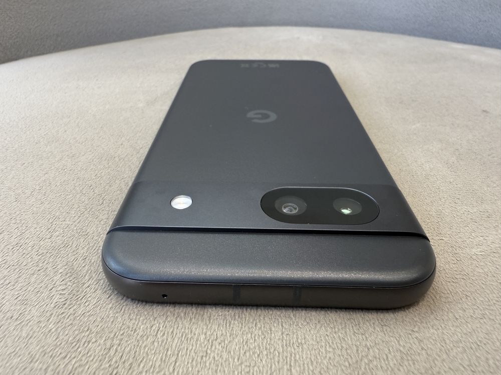Goole Pixel 8a 8/128 Obsidian (Global Version)