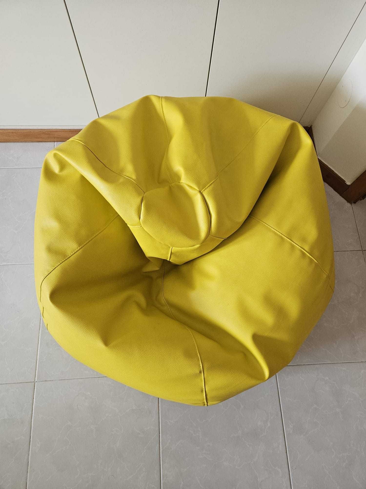 Puff Elegante - Amarelo