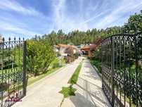 Quinta de 4.000m2 com duas Moradias  - Guisande