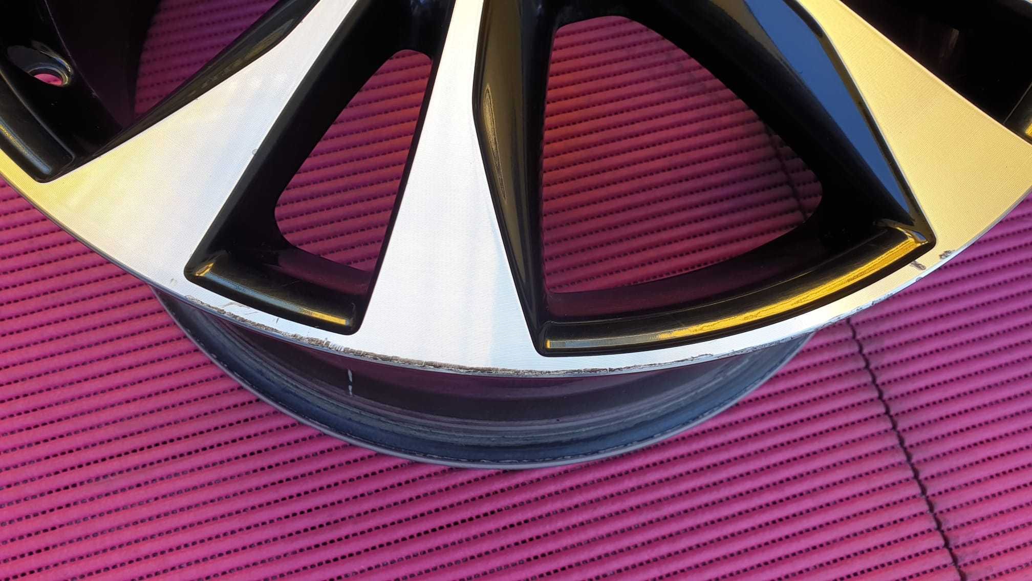 3333 - Jantes 18 5x114.3 Originais Toyota RAV4, Lexus NX 300H