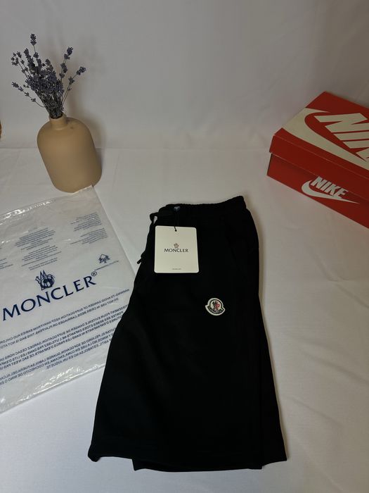 Топ! Шорти MONCLER