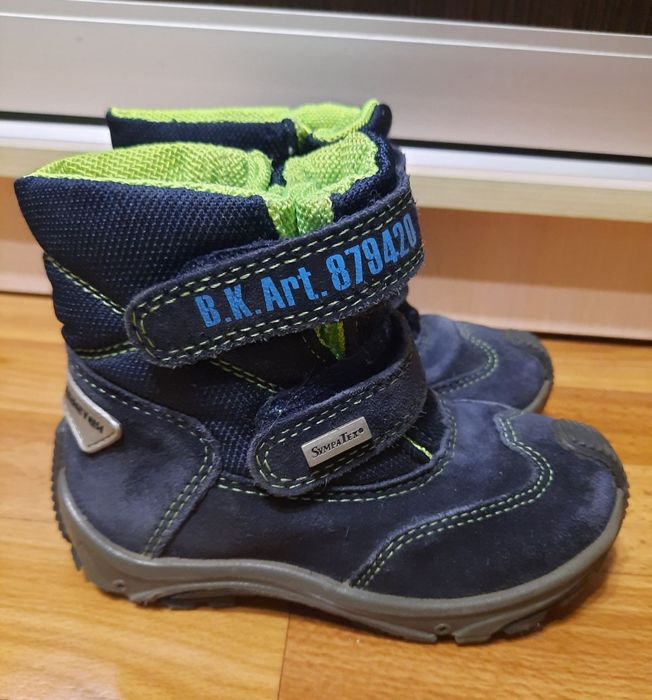 Зимові черевичкі  Bartek 25р.