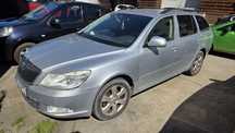 SKODA OCTAVIA 2 Lift 2009  DSG 420 tyś. Km. Uszkodzona