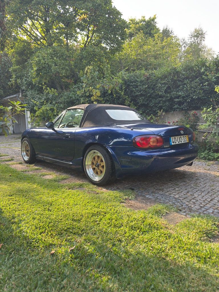 Mazda mx5 nbfl    .