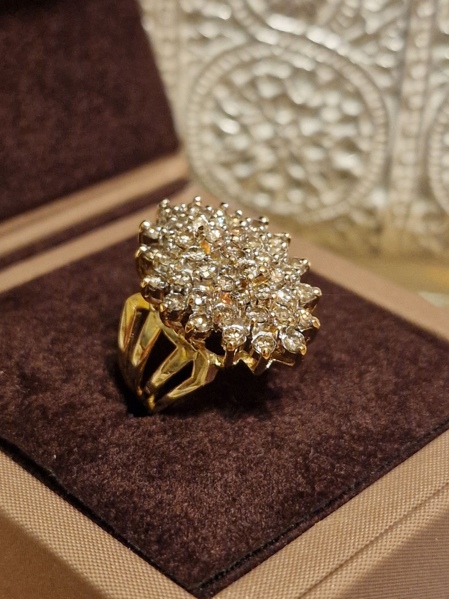 Aż 2.25 carat Cudowny Pierścionek brylanty Szampańskie Diamenty Złoto