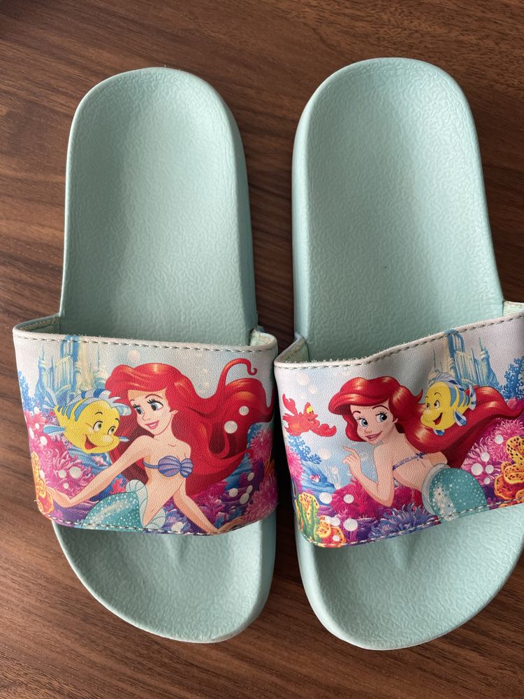 Chinelos H&M Pequena Sereia