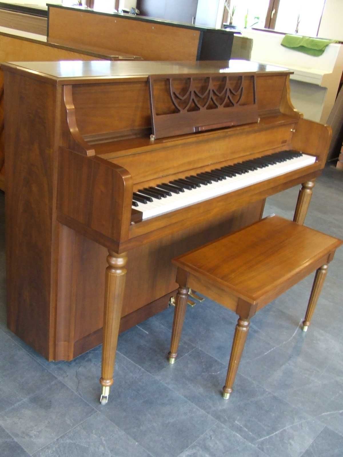 Pianino Kawai z taboretem, made in Japan