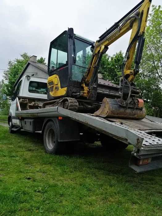 Transport, minikoparka, wiertnica, młot hydrauliczny, przyczepka