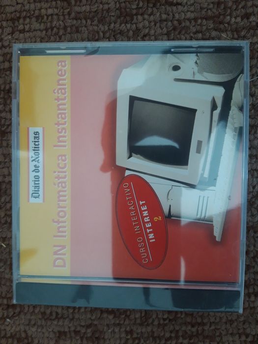 8 CD-ROMS DN Informática Instantânea (selados)