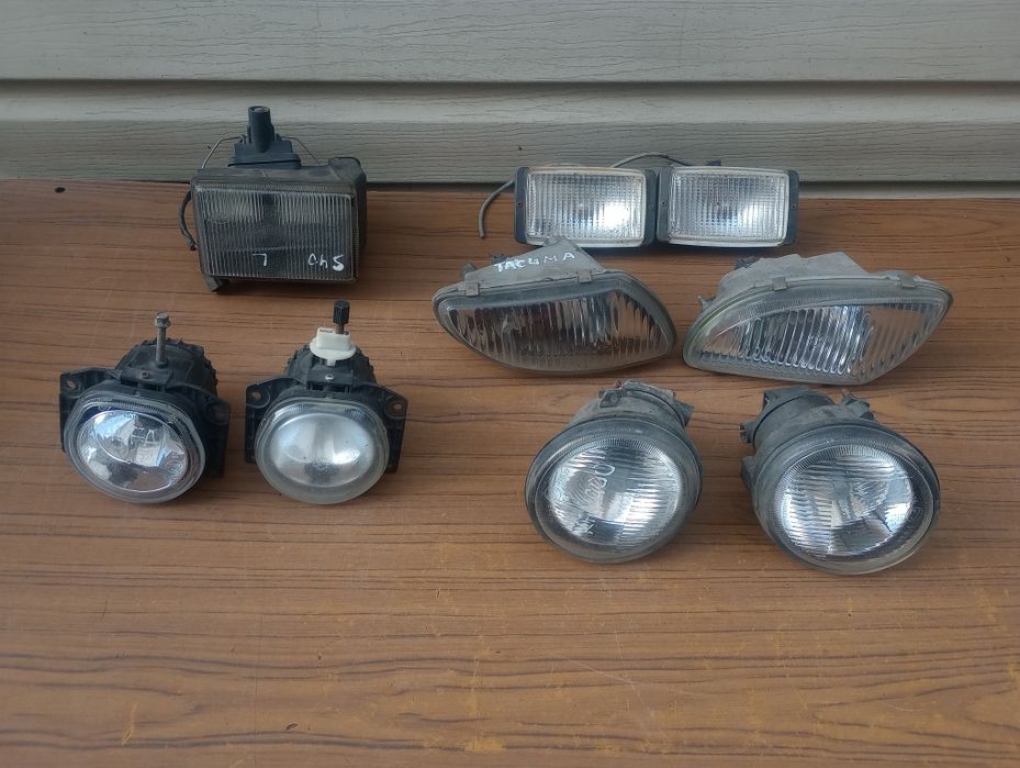 Протитуманка Ford/Mitsubishi/Seat/Sharan/Toyota/Peugeot/Renault/Opel