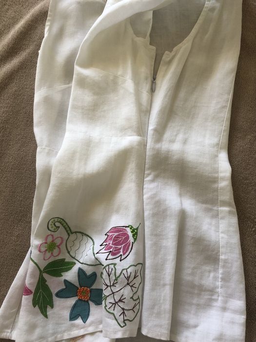 Blusa Sacoor Woman bordada a missangas em tecido Rami