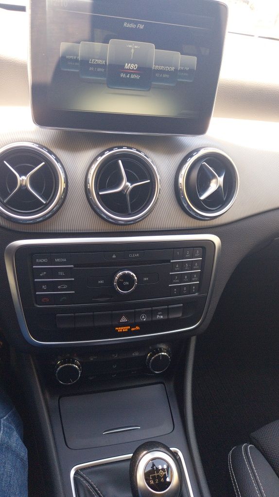 Mercedes GLA 180 Urban 1.5 110cv