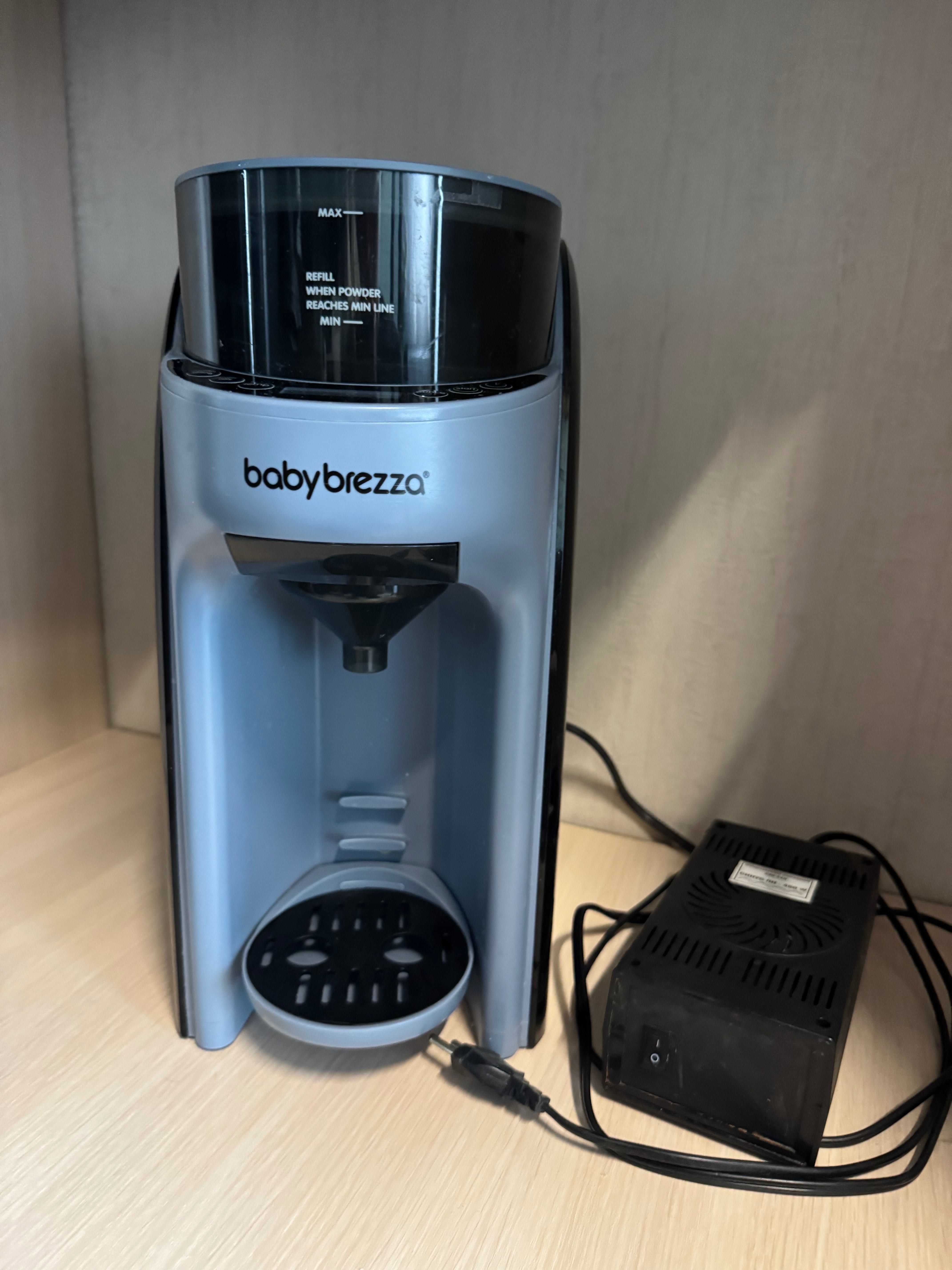 BabyBrezza машинка для приготування суміші