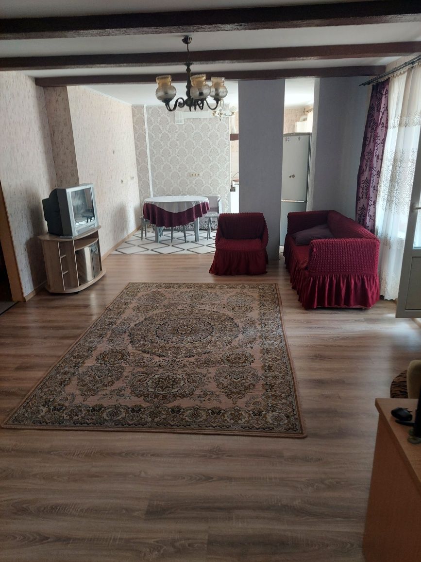 Продам 2 кімнатну квартиру на Харківській в Еспланаді 2 поверх