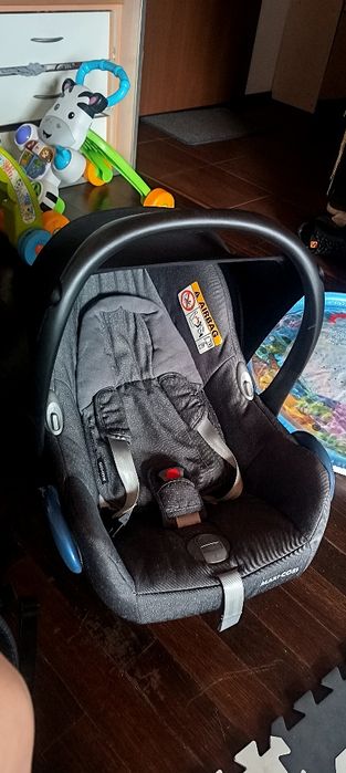 Sprzedam fotelik samochodowy