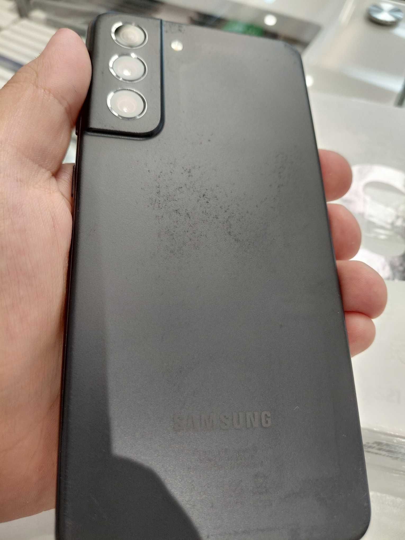 Samsung Galaxy S21 FE + etui gratis