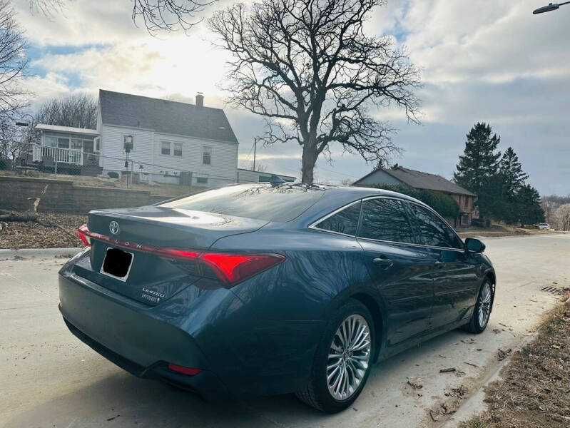 2019 Toyota Avalon Hybrid