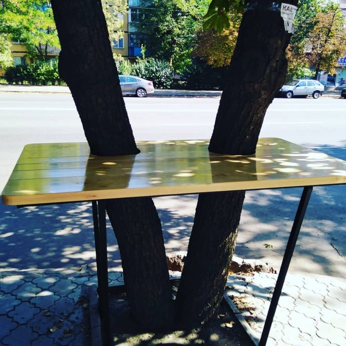 Мебель в стилях лофт и индастриал, для кофейни, офиса, дома,дачи