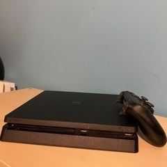 PS4 Slim 1TB + comando original