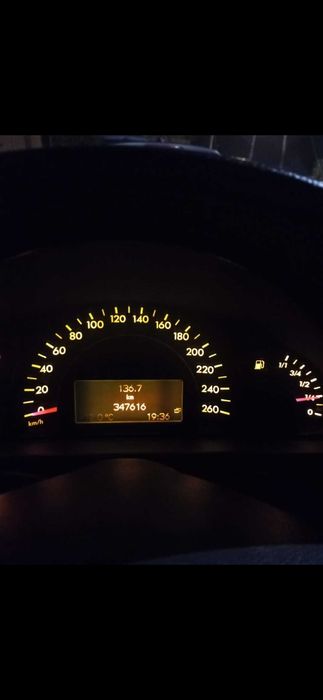 Mercedes 220cdi em otimo estado