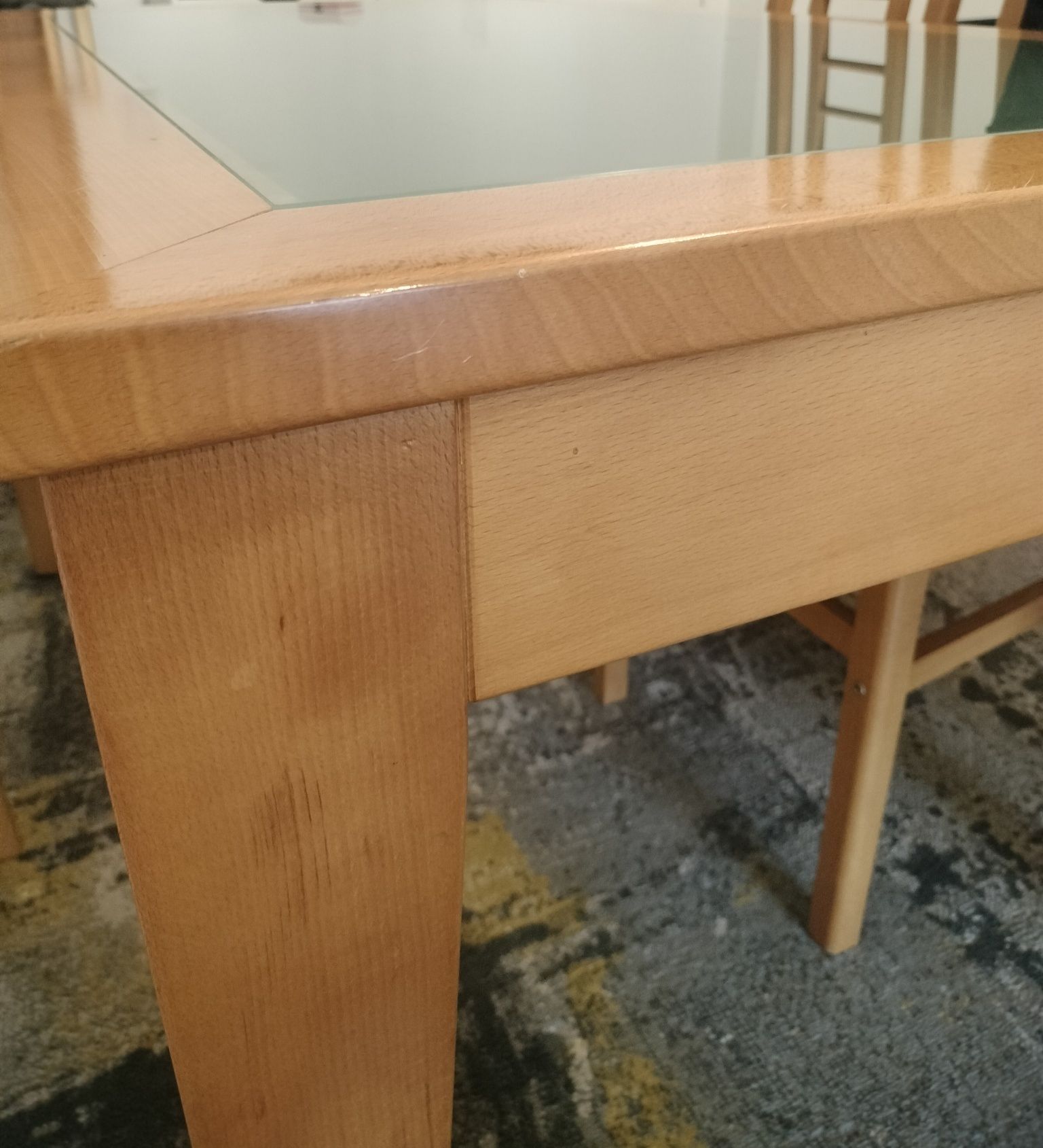 Mesa em cerejeira com 6 cadeiras