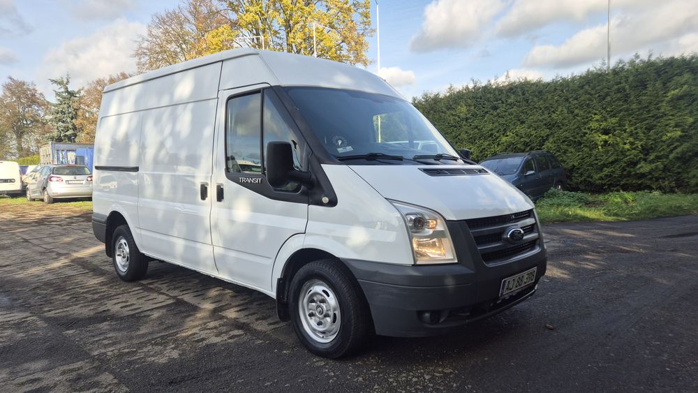Ford Transit L2H2 r 2011 org przeb 133tys km