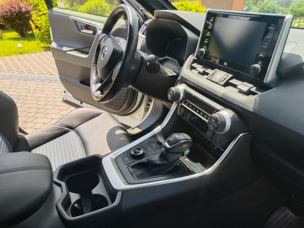 Toyota RAV4 Hybrid SELECTION