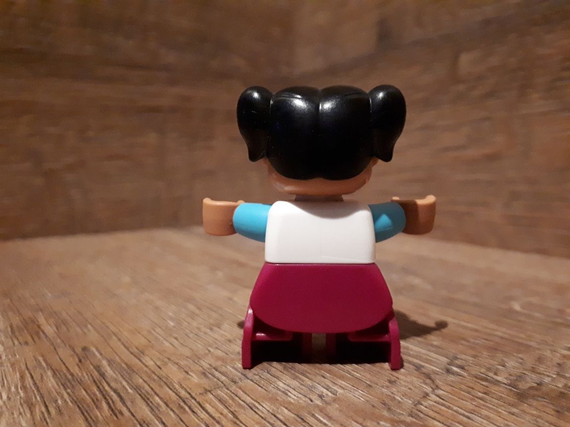 Lego duplo figurka dziewczynka dziecko