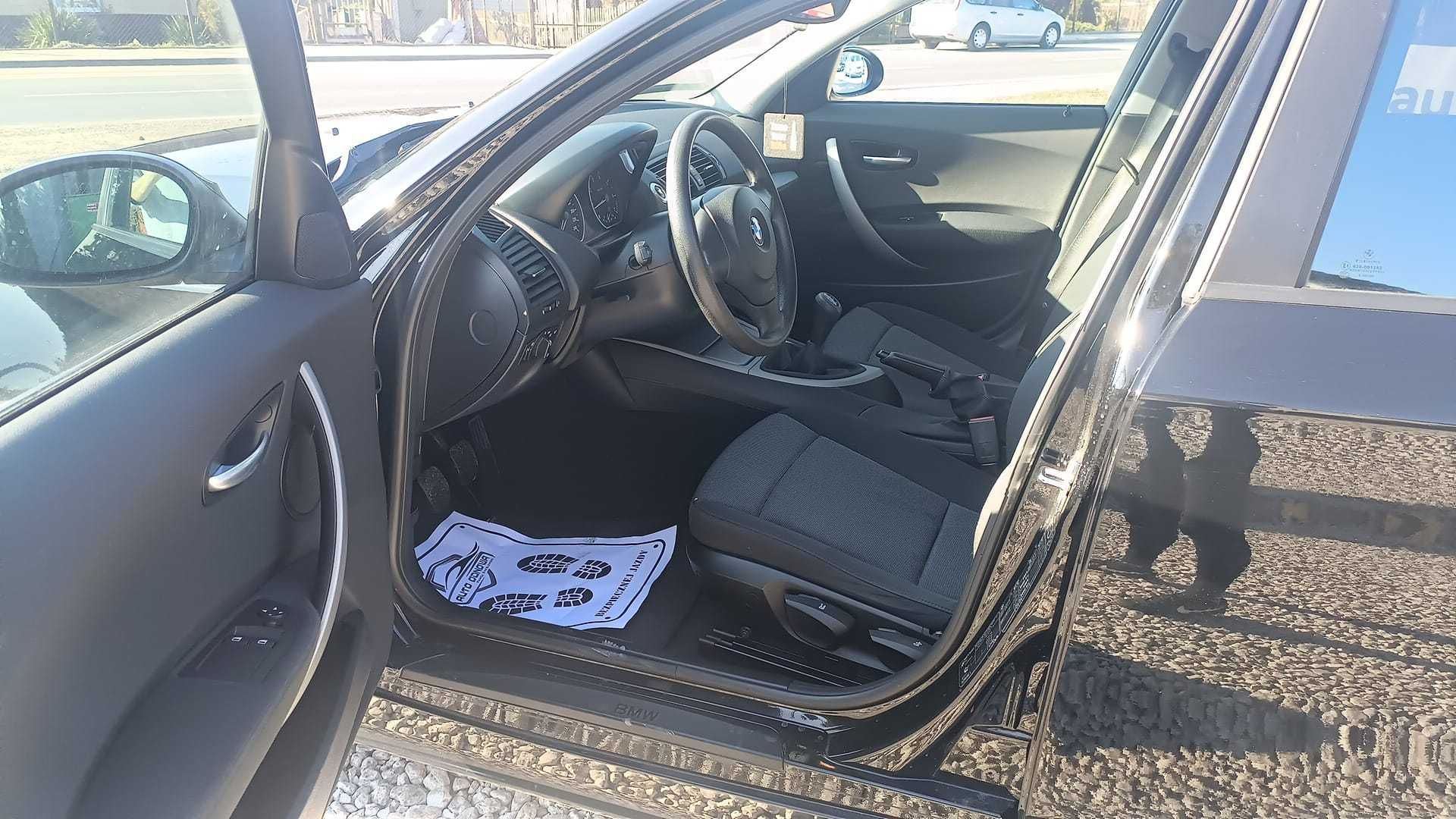 Bmw seria 1 z 2006 Roku Nowy Rorzad i Nowy Olej Alu 2 tylko 157000 tys