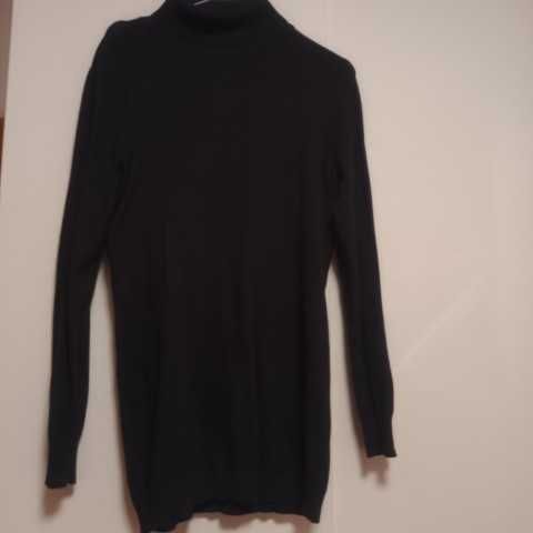 Czarna sukienka tunika ołówkowa dzianinowa golfem rozm 42 Laura Scott