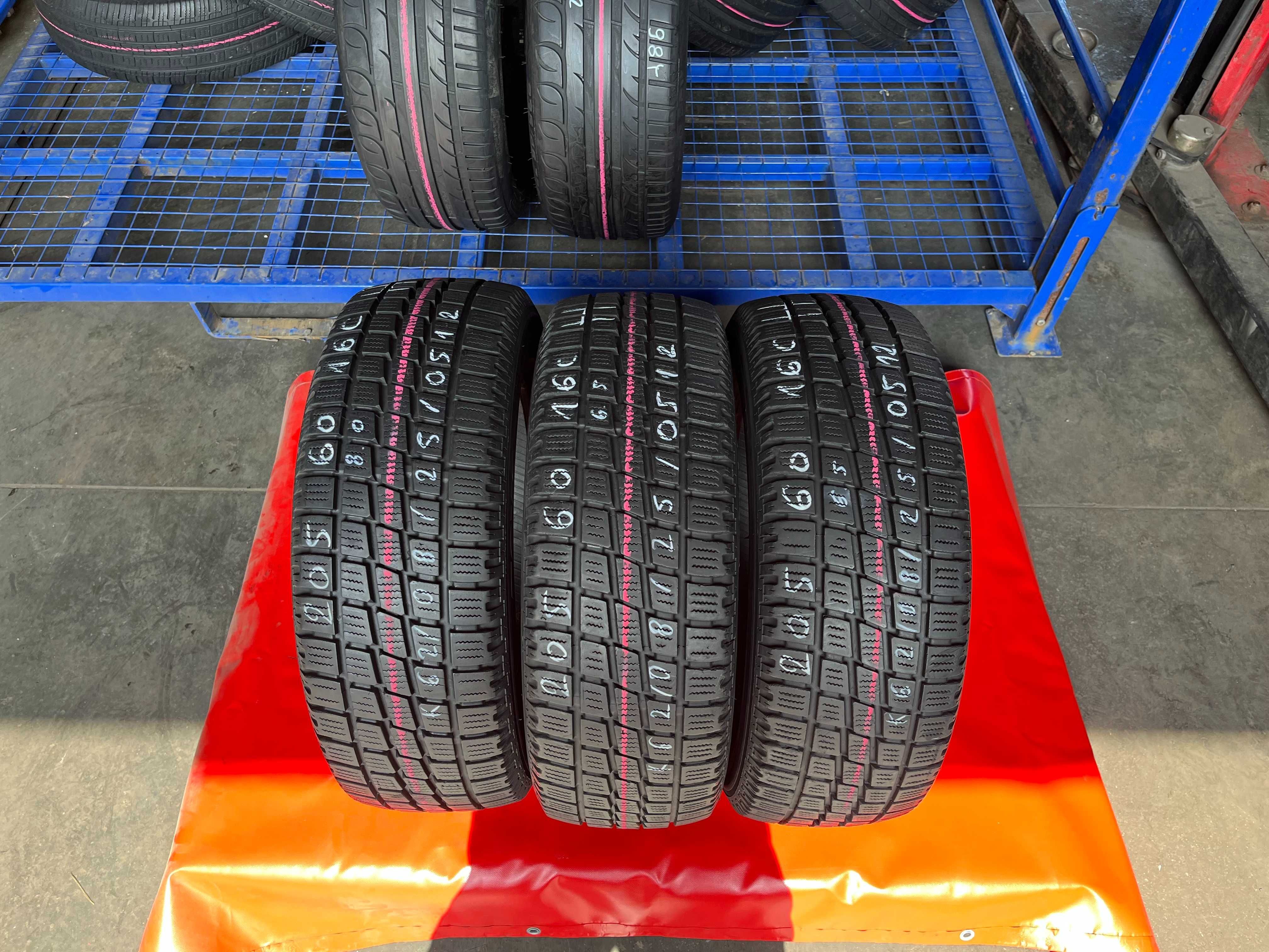 3 opony 205/60R16 C Toyo H09