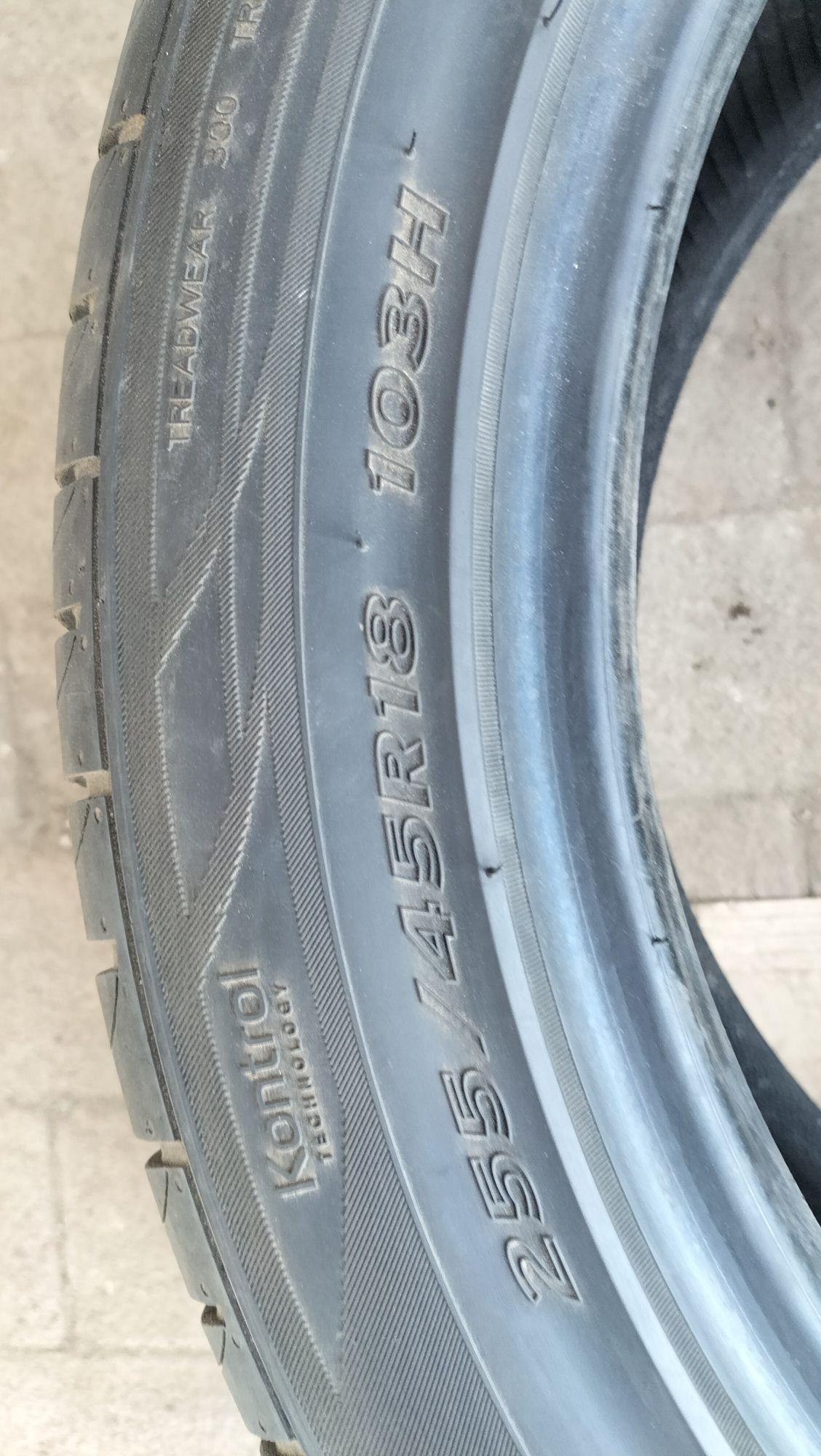 Шини r18 255/45 Hankook 2021рік Ventus Prime2 літо літні