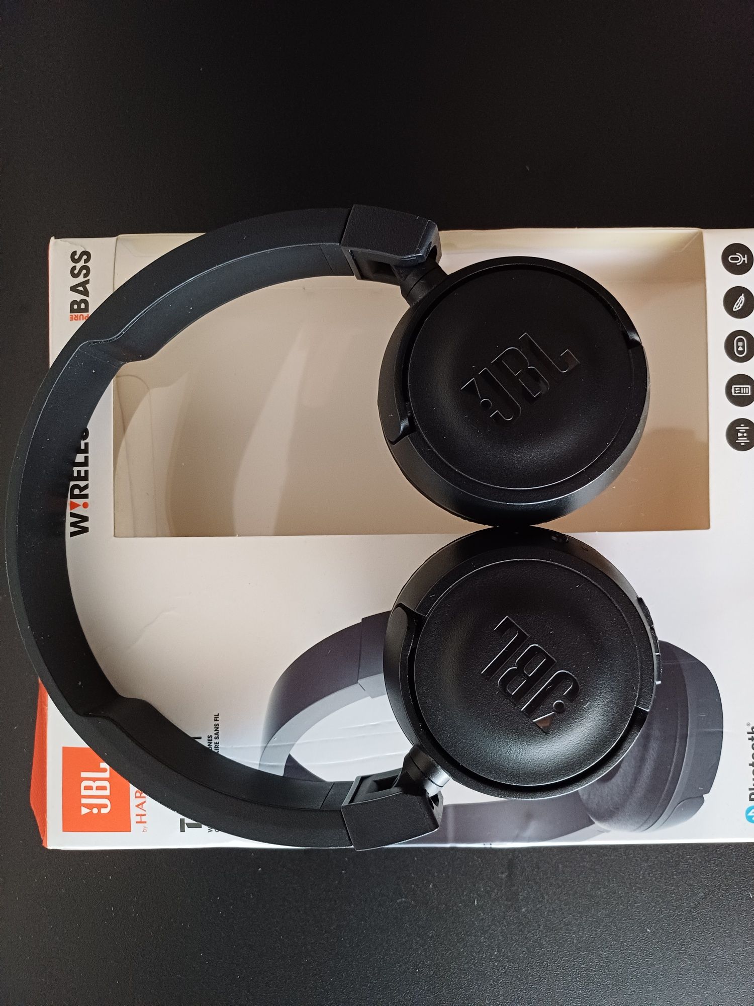 JBL T450BT Bezprzewodowe Słuchawki Bluetooth – Jak nowe!