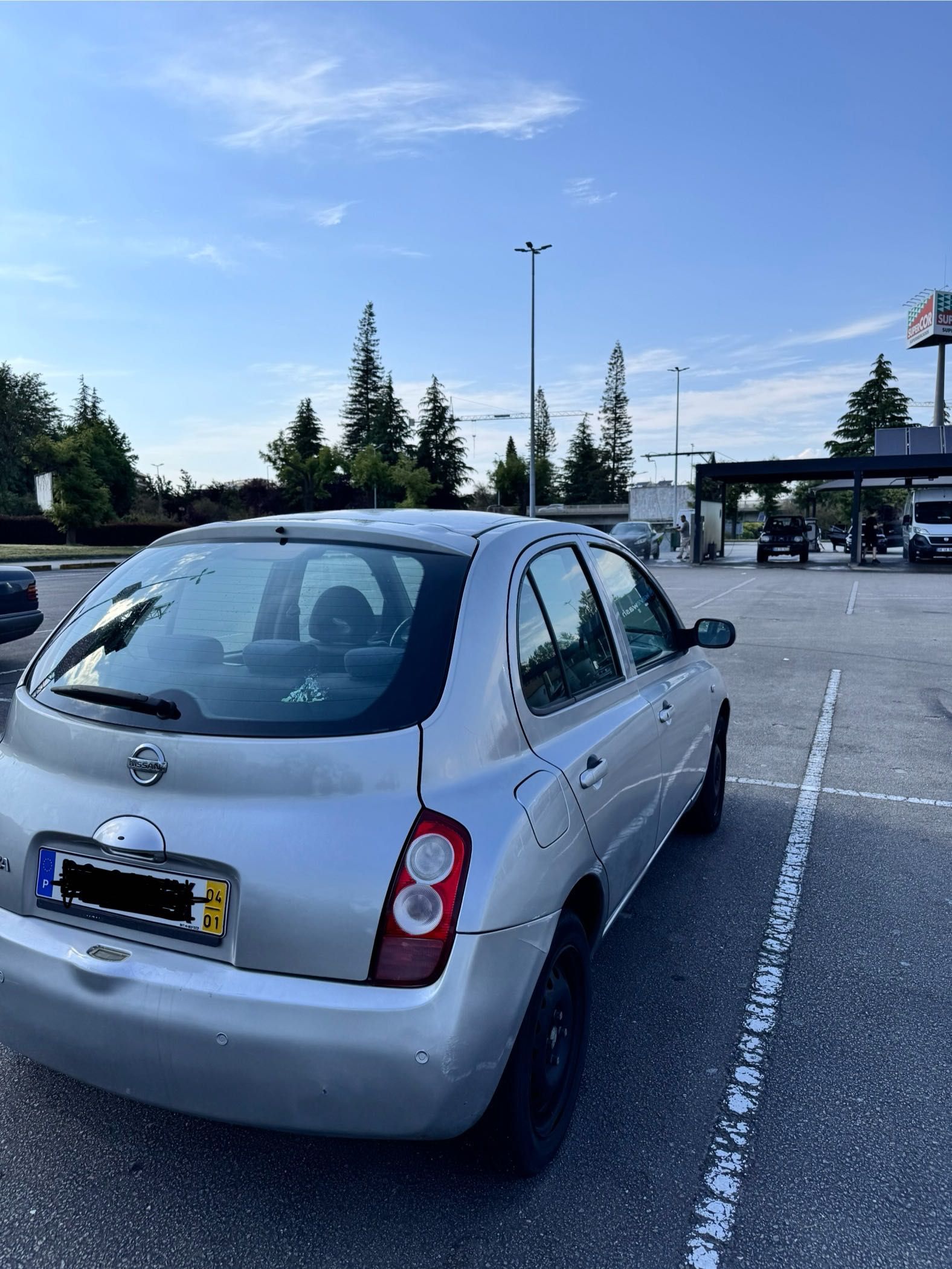 Nissan Micra 2004 em perfeito estado