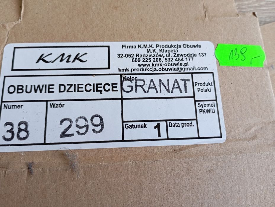 Buty wizytowe, komunijne że skóry kmk roz. 38 di. wkładki 25,5 cm