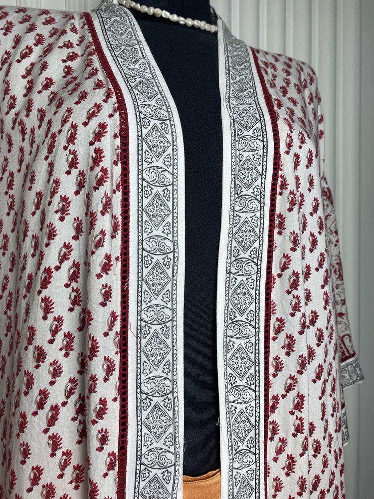 Narzutka damska długa XS/S Mango oversize  rękaw 3/4 we wzory