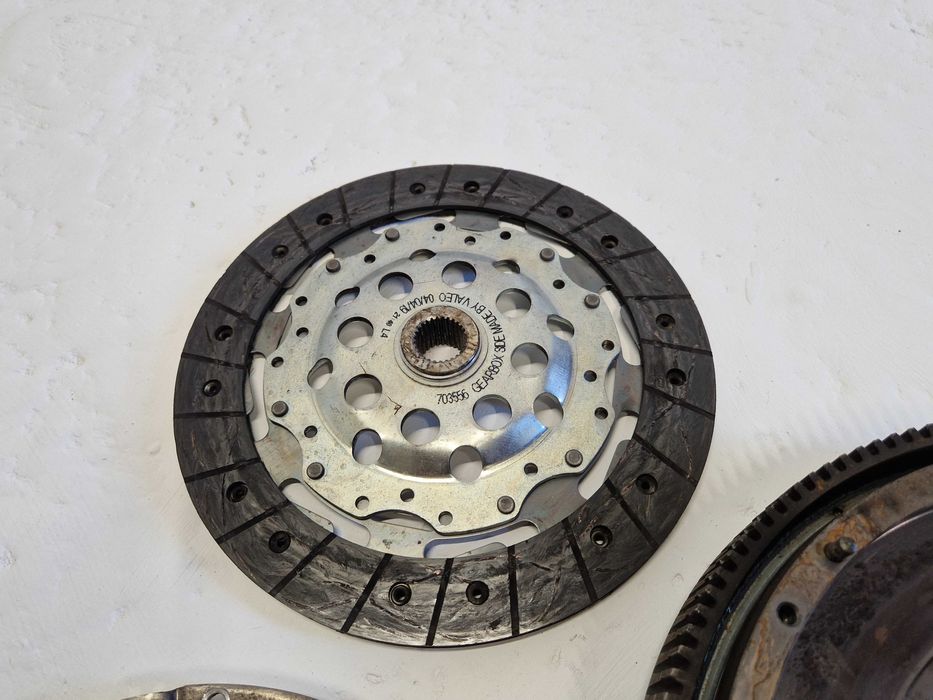 Oryginalny Zestaw Sprzęgła Sprzęgło VALEO Skoda SUPERB II 1.8 TSI