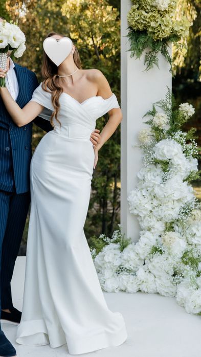 Продам брендову весільну сукню преміум-класу! В стані нової -50%!