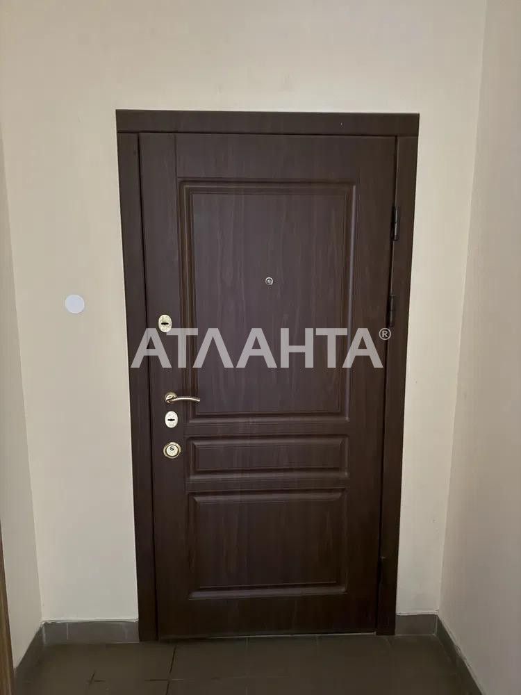 Продаж 3-кім. квартири з ремонтом по вул. Плуговій.