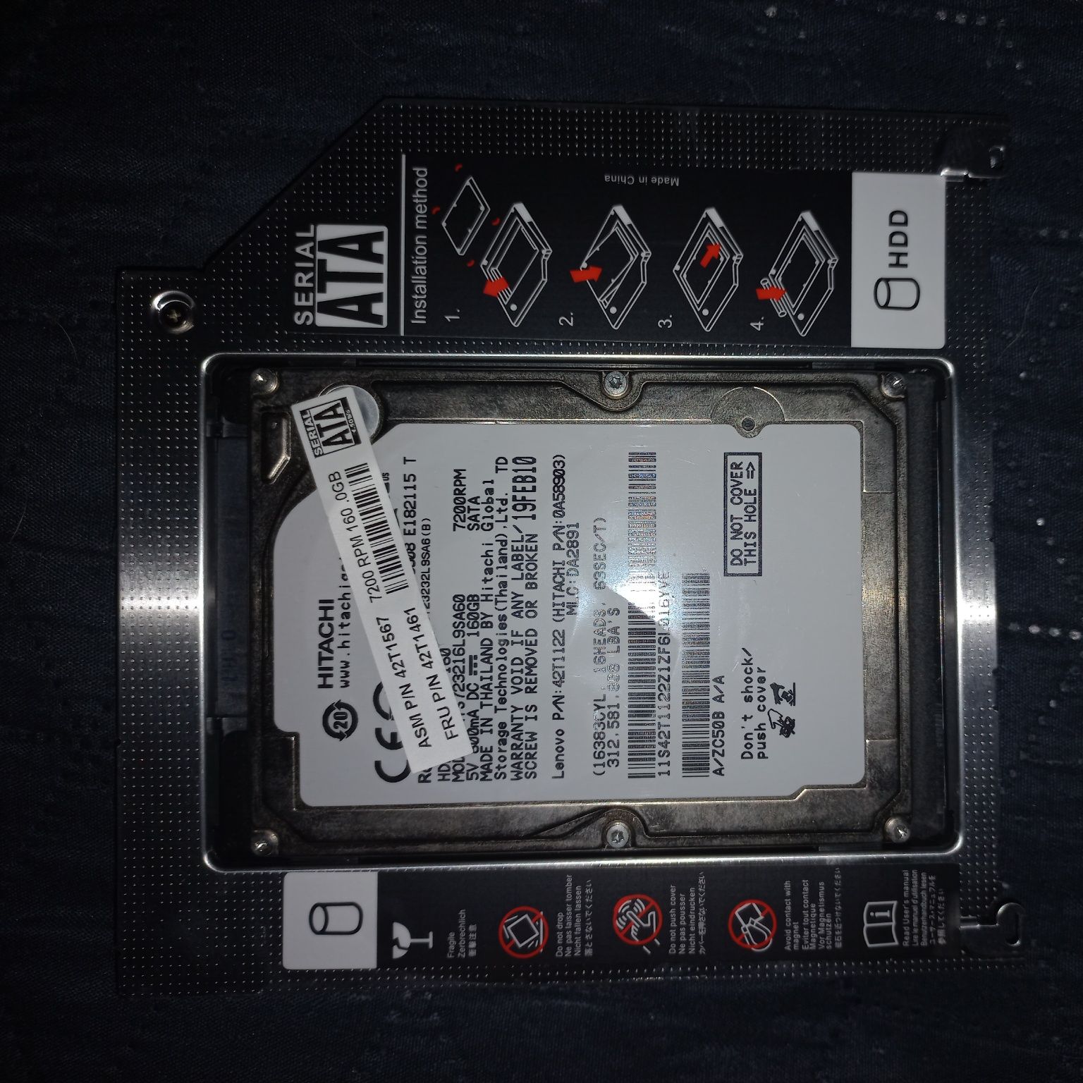 Zatoka na dysk SATA, zamiast DVD