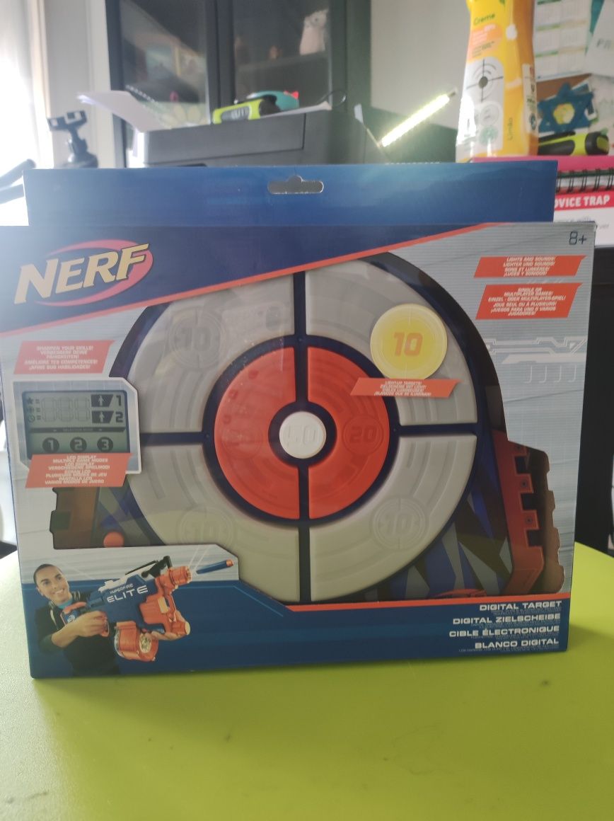 Alvo Nerf Elite na caixa