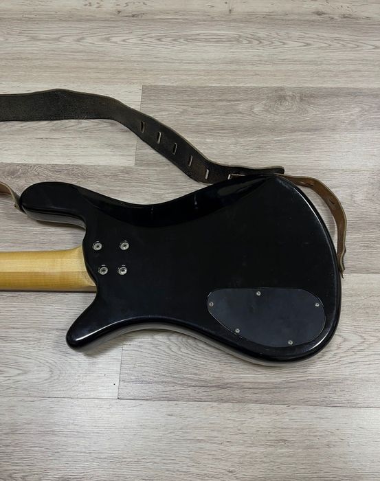 Продяється : WARWICK  RockBass 5 string ( by Warwick )