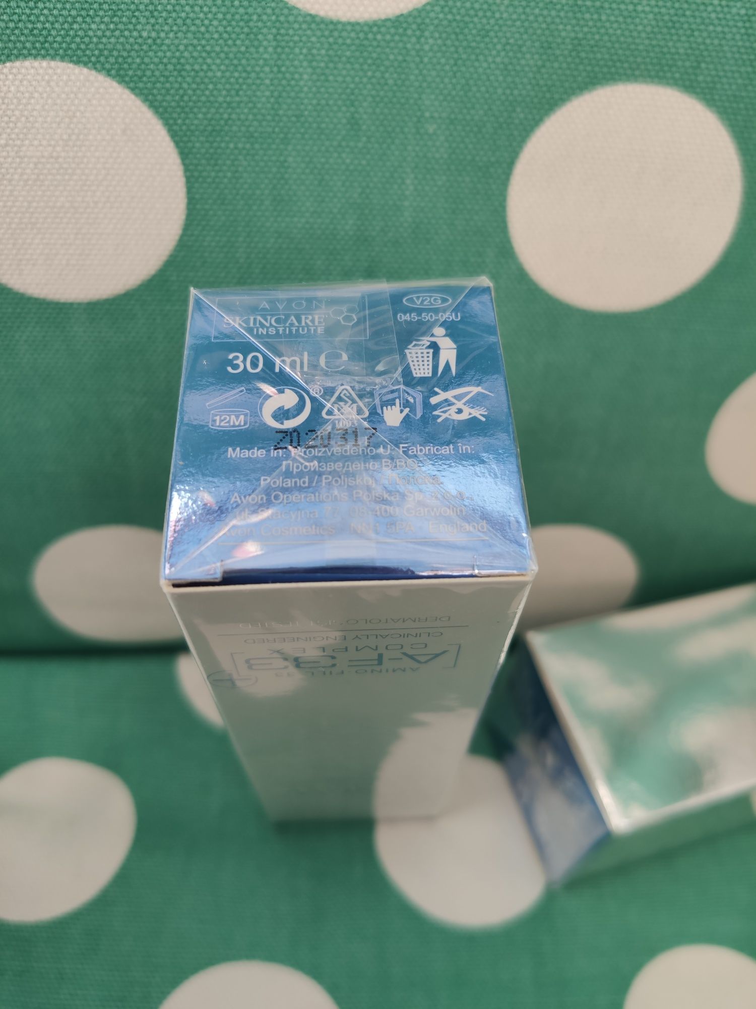 Avon profesjonalny korektor zmarszczek molekuła A-F33